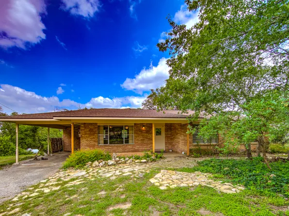 105 Walnut Grove Rd, Boerne, TX 78006