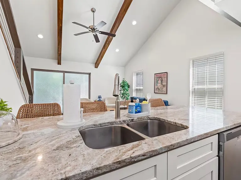 108 Oak Plains Aly — Photo 7
