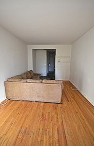 2nd image of 207 E 15th St APT 6G