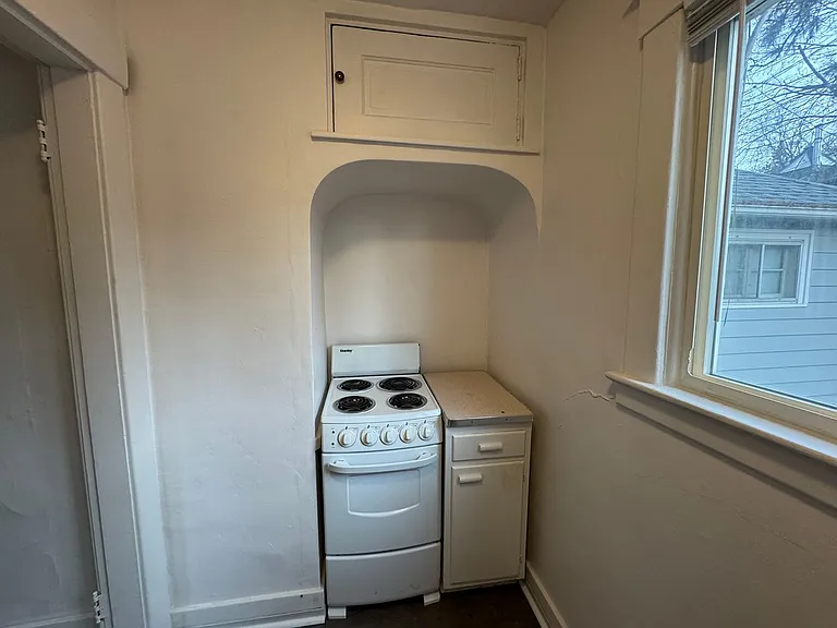 1411 W 9th Ave #C — Photo 9