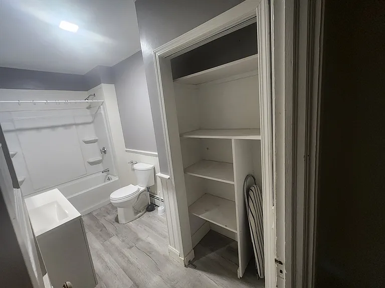 39 Elmwood St #1 — Photo 12