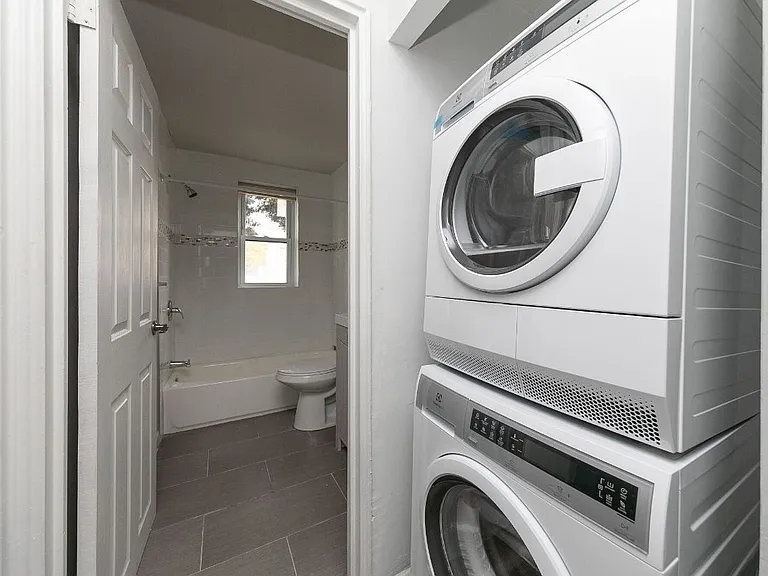 Washer/ Dryer