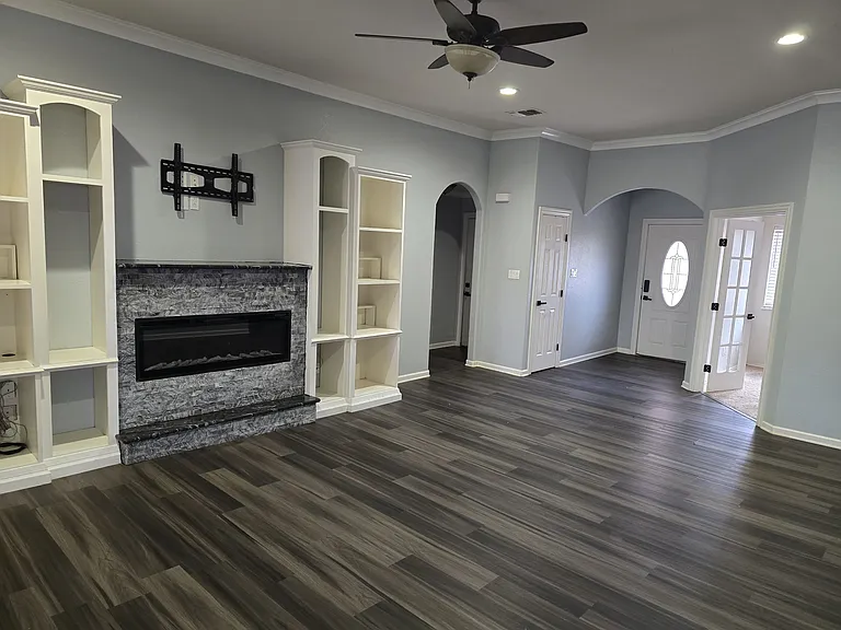 5906 Valencia Ave — Photo 5