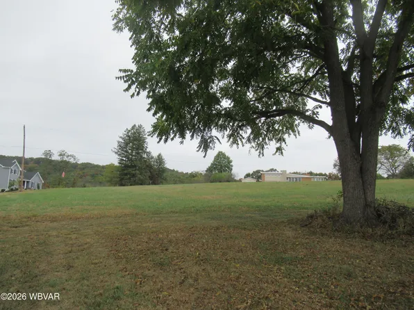 160 Myers Rd, Williamsport, PA 17701