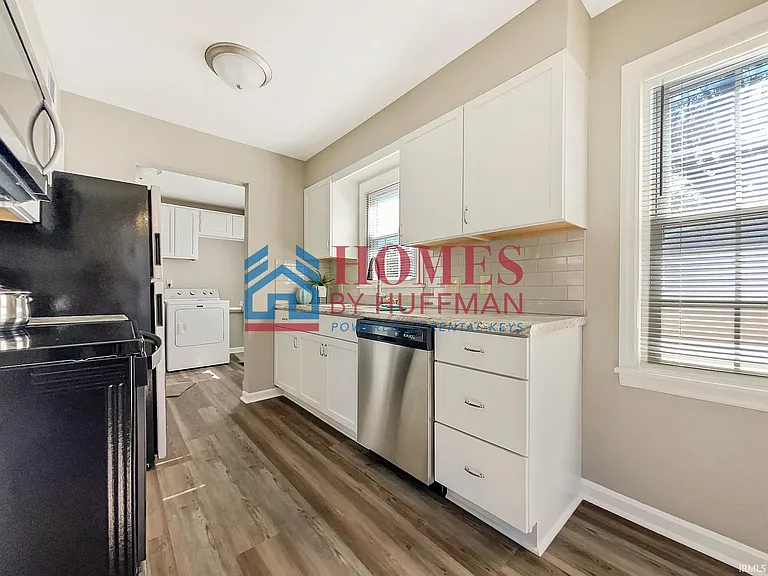 2913 Jackson Ave — Photo 8