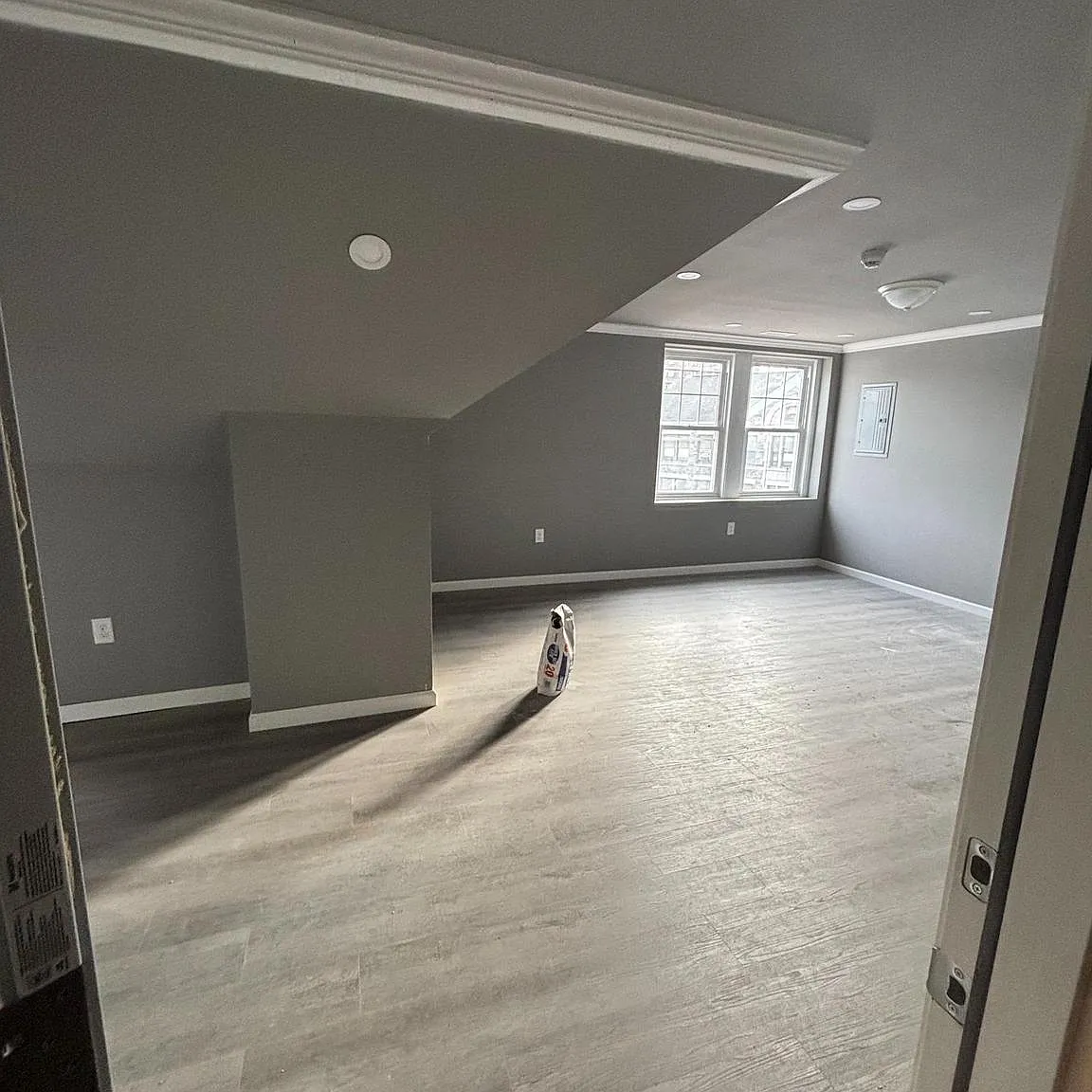 1 bed, 4012 sqft, $1,400 — Photo 2