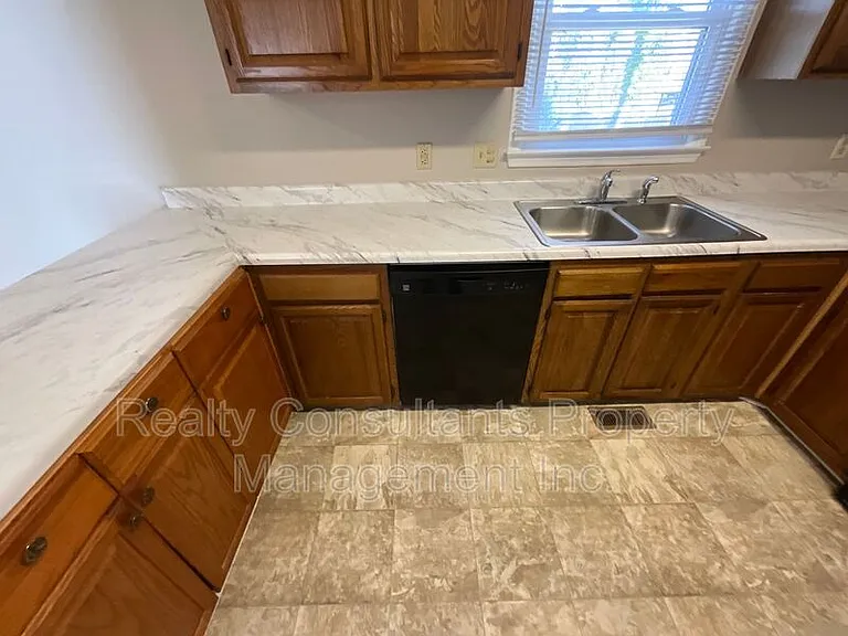 123 Arcaro Dr — Photo 6