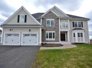 32 Stanwood Rd, Salem, NH 03079