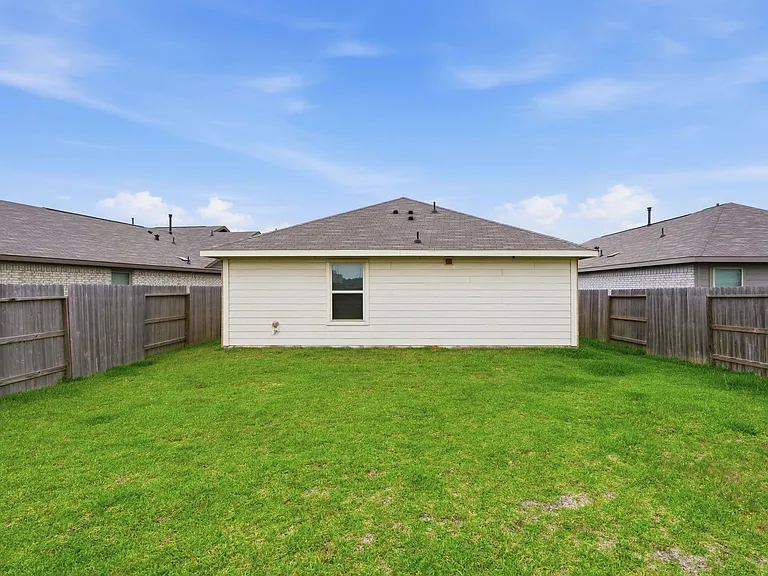 235 River Grove Ct — Photo 23