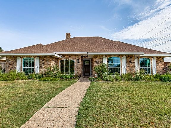 2nd image of 1517 Summertree Ct