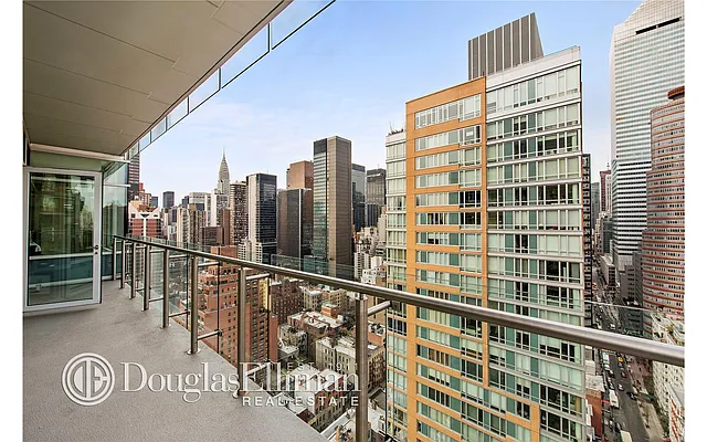 Sold by Douglas Elliman | media 32