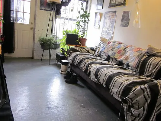 Rented by Empire One Realty | media 21