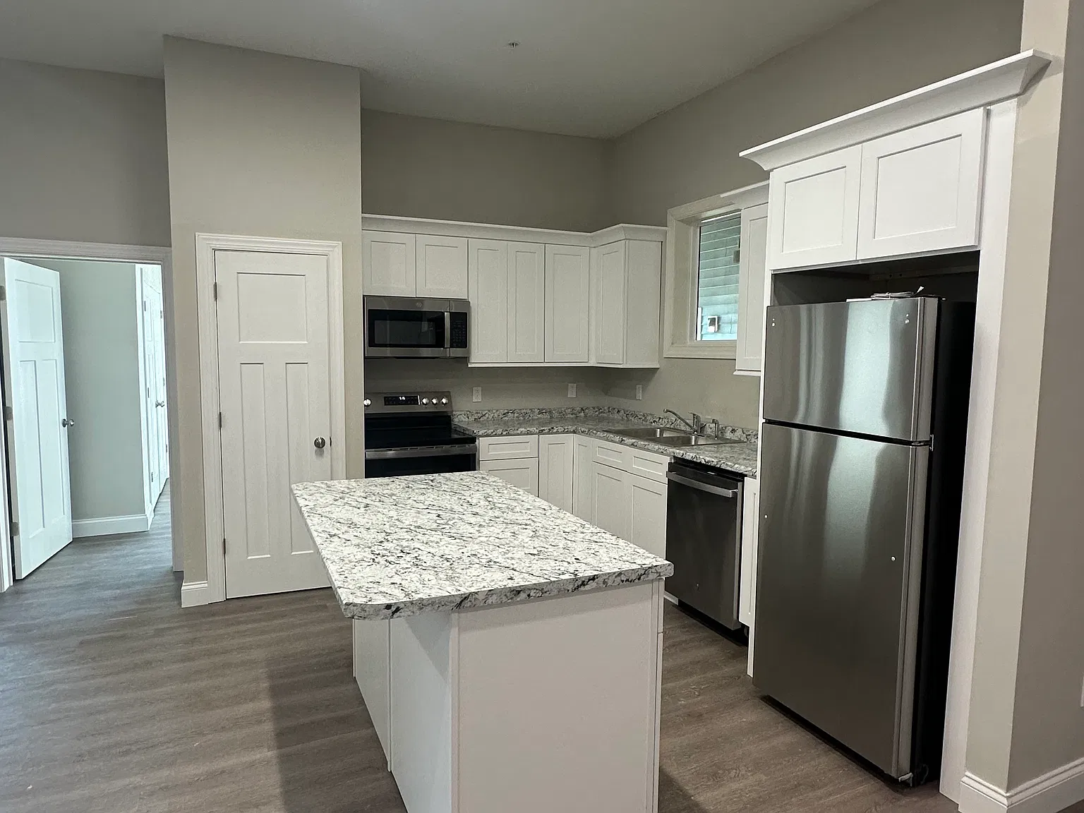 567 Dupont Rd — Photo 1