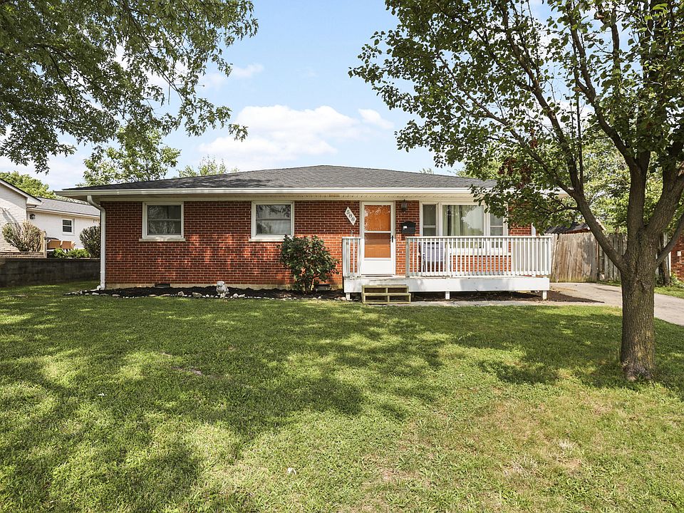 1st image of 588 Folkstone Dr