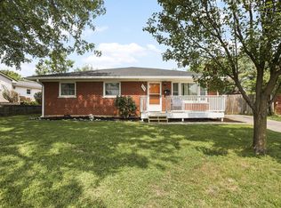 588 Folkstone Dr, Lexington, KY 40517