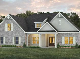 2837 Rainmaker Run Dr, Auburn, AL 36832