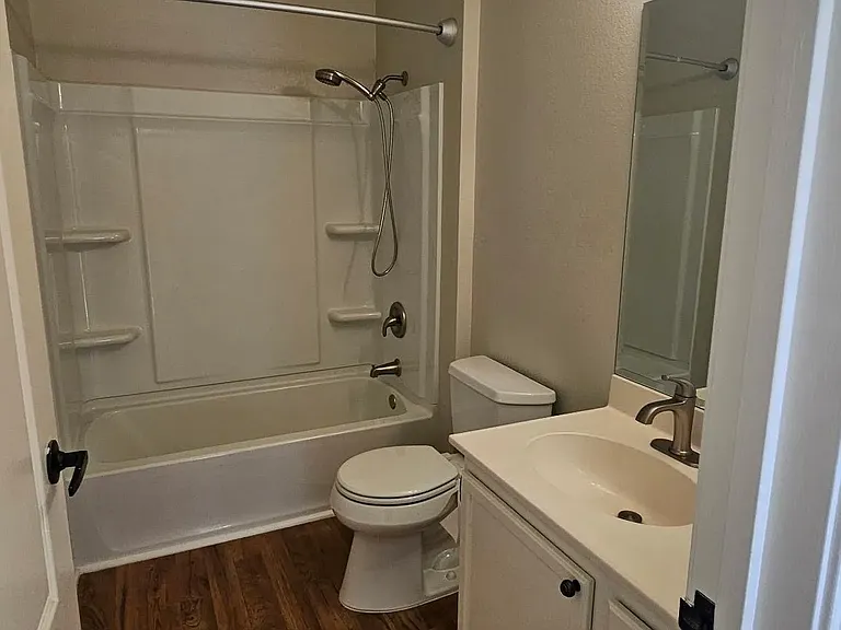 12091 Alta Carmel Ct #10 — Photo 9