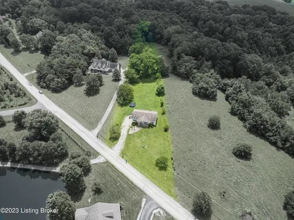 550 Schultz Ln, Fisherville, KY 40023