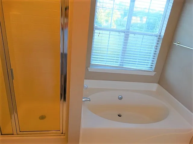 10231 Danesway Ln — Photo 7