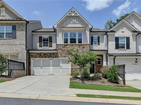 195 Whispering Woods Ct, Duluth, GA 30097