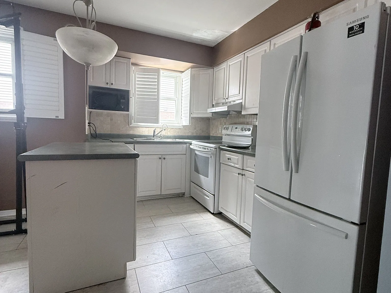 2 bed, $2,800 — Photo 3