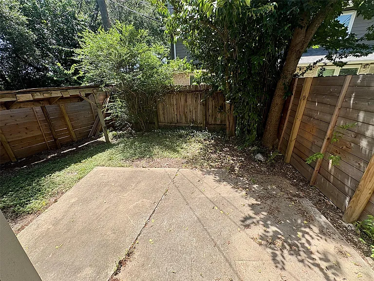 1503 Allen Rd #D — Photo 11