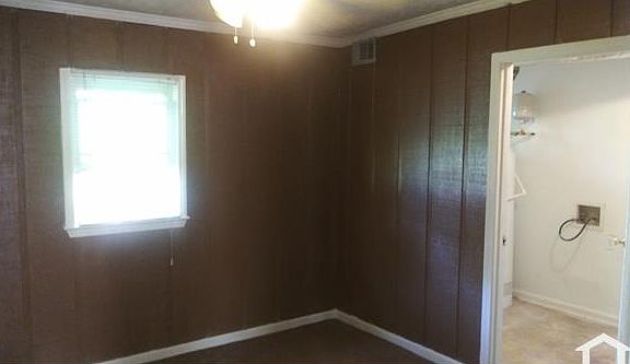 4th image of 3410 Southgate Trl SE APT A