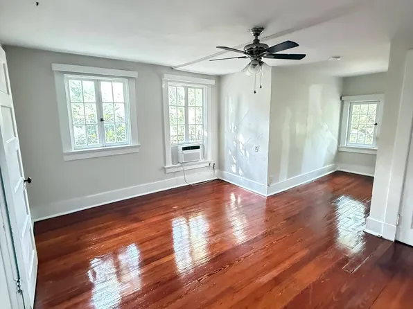 7819 Saint Charles Ave, New Orleans, LA