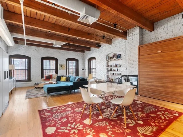 21 Wormwood St Unit 614, Boston, MA 02210