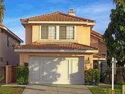 4 bdrs, 2.5 baths