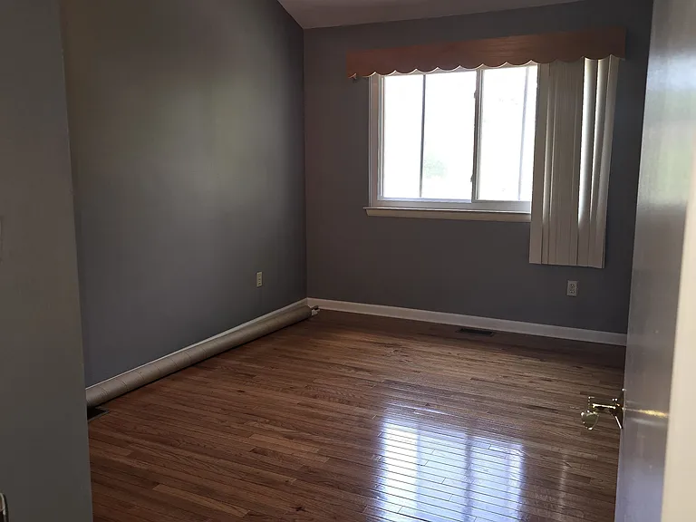 613 Augusta Cir — Photo 30