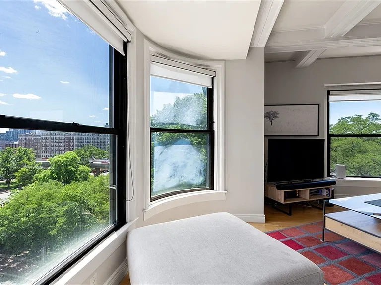 10 Charlesgate E #501 — Photo 16