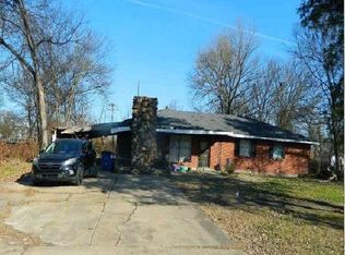 221 Balfour Rd, West Memphis, AR 72301