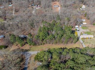 39 Sycamore Ln, Macon, NC 27551