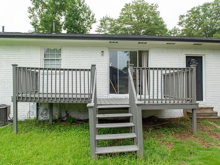 6205 Fieldcrest Dr — Photo 16