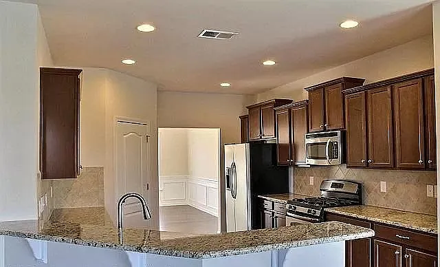 3723 Franklin Meadows Dr — Photo 3