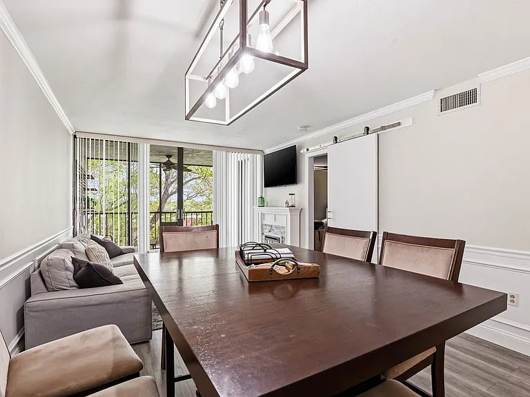 2424 W Tampa Bay Blvd #M404 — Photo 7