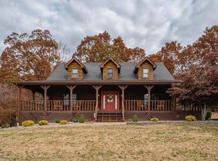 900 Oakwood Ln, Madisonville, KY 42431