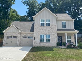 1328 Vale View Rd, Knoxville, TN 37922