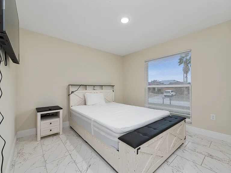 1246 Westwinds Dr — Photo 14