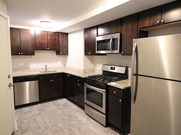 5th image of 3501-3503 W Leland Avenue Gdn #3501