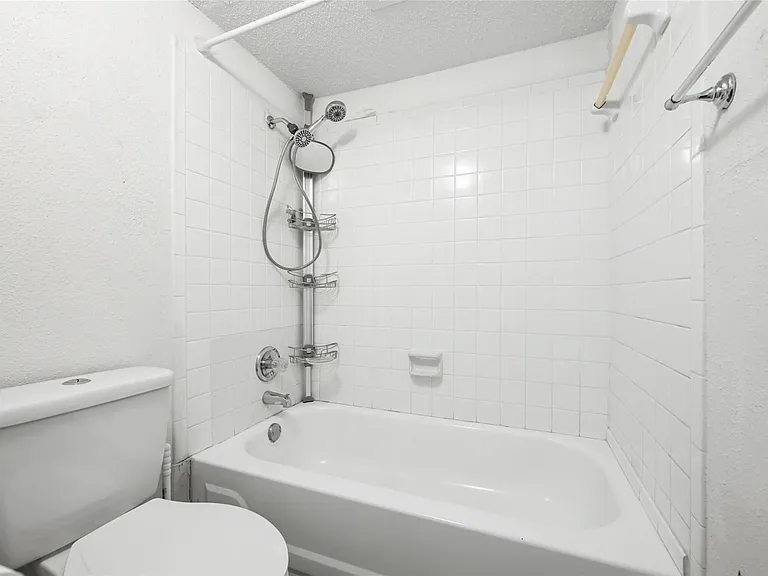 7575 Cambridge St #1304 — Photo 33