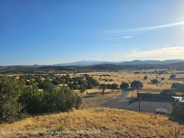 262 Dawson Rd, Capitan, NM 88316