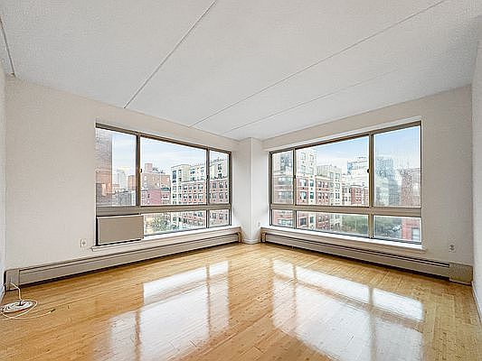 2nd image of 304 W 117th St APT 5K