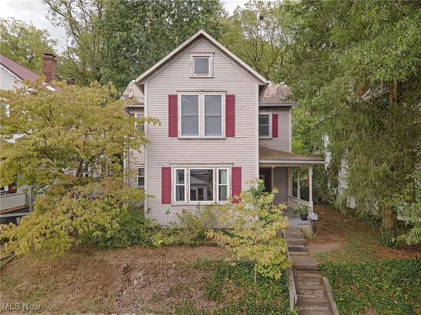 622 9th St, Marietta, OH 45750