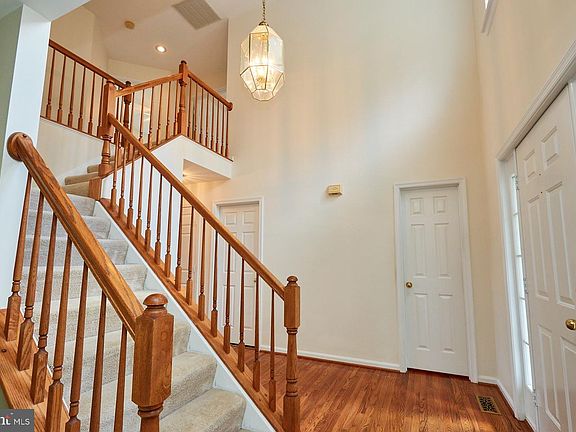4th image of 13130 Flynn Ct