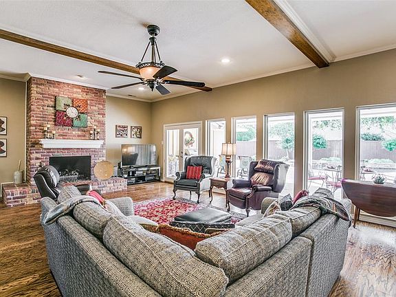 3rd image of 3310 Buckethorn Ct