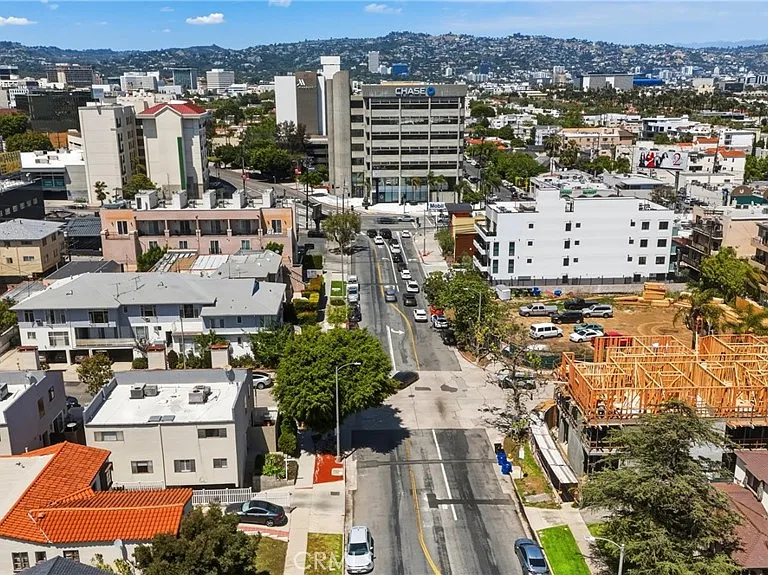 1433 S Beverly Dr — Photo 47