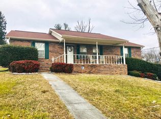 2350 Tracy St, Morristown, TN 37814