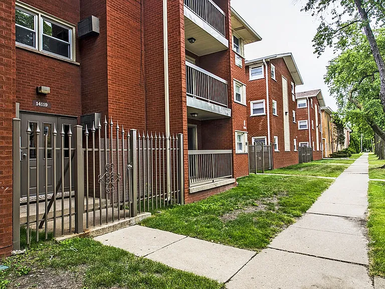 14119-21 S Tracy Ave — Photo 15